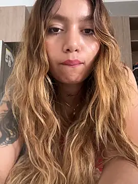 amanda-medrano1 online show from March 2025 02:01:02 PM