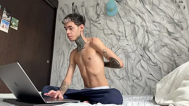 Saturno v online show from March 2026 11:12:01 AM