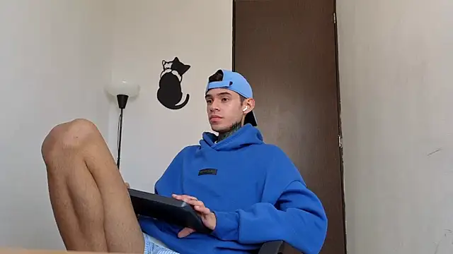 Saturno v online show from March 2026 01:03:02 PM