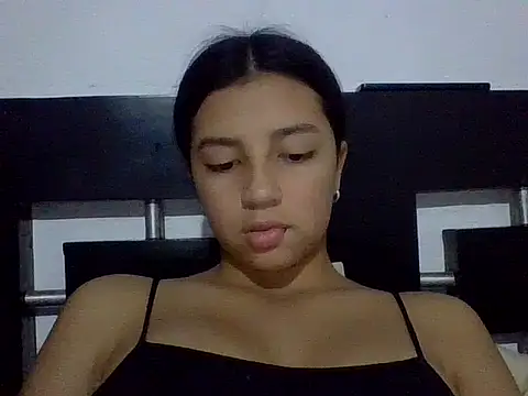 Tatiana Oscar online show from June 2026 07:07:02 PM