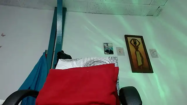 Sexy-Favgirl online show from April 2026 09:33:01 AM