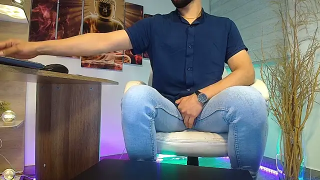 alessandro wye online show from March 2025 04:51:02 AM