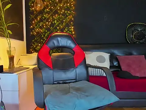 alessandro wye online show from February 2026 09:07:02 AM