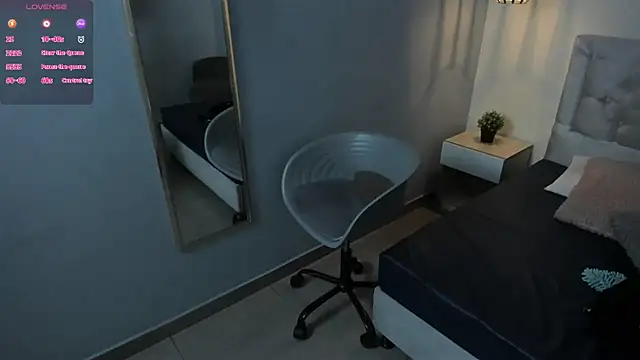 escarleth   online show from July 2026 01:52:01 PM