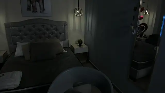 escarleth   online show from September 2025 01:33:02 PM