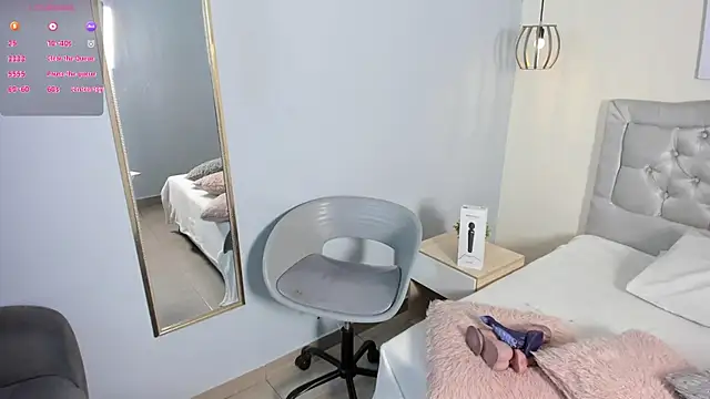 escarleth   online show from July 2026 01:19:01 PM
