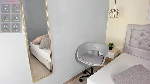 escarleth   online show from March 2026 01:49:01 PM