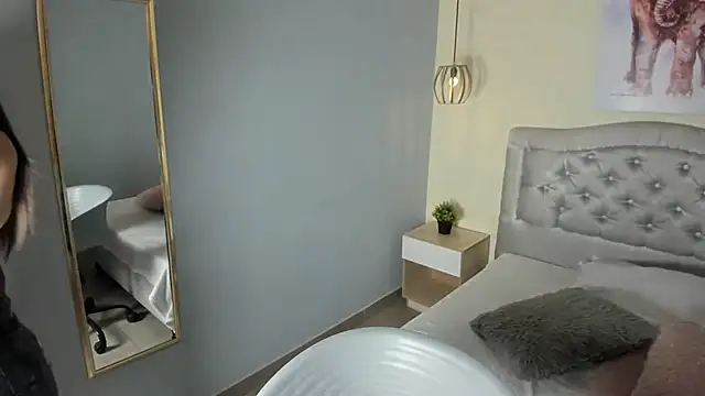 Snapshot of escarleth__ chatting on November 2025 12:38:01 PM escarleth online show from November 2025 12:38:01 PM