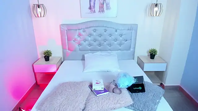 Snapshot of escarleth__ chatting on December 2025 02:07:02 PM escarleth online show from December 2025 02:07:02 PM