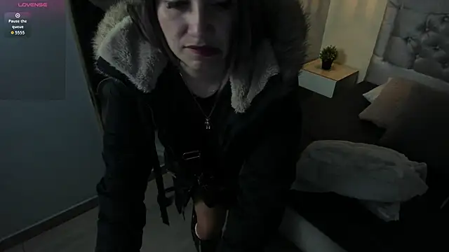 escarleth   online show from February 2026 11:43:02 AM