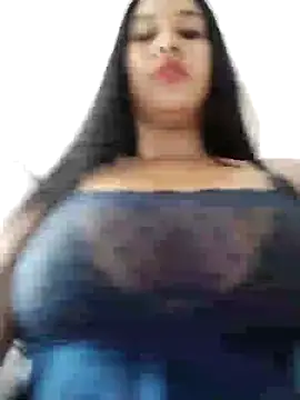 Snapshot of Miia_grand chatting on February 2025 03:16:01 PM Miia grand online show from February 2025 03:16:01 PM