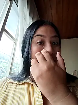 Snapshot of Miia_grand chatting on November 2025 12:30:01 PM Miia grand online show from November 2025 12:30:01 PM