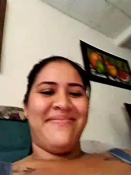 Snapshot of Miia_grand chatting on February 2025 10:10:02 PM Miia grand online show from February 2025 10:10:02 PM