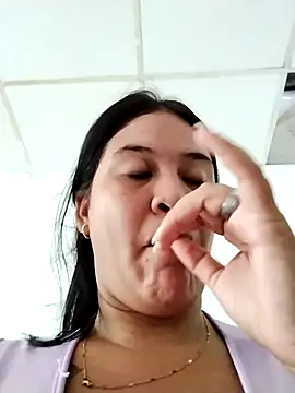 Snapshot of Miia_grand chatting on December 2024 07:14:01 PM Miia grand online show from December 2024 07:14:01 PM