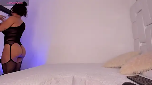 alanajonhsonm online show from February 2025 06:38:02 AM