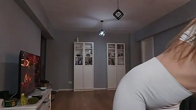 moondaoo online show from November 2025 04:38:02 AM