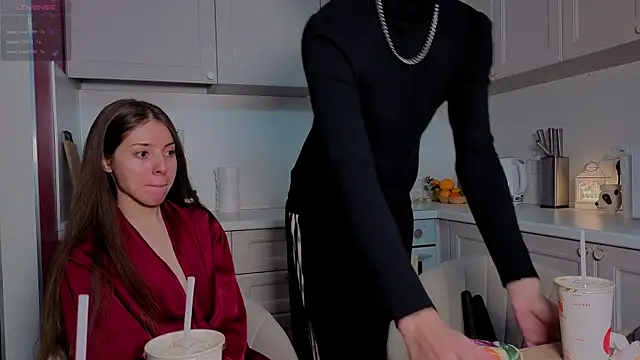 fcjuicy pussy online show from December 2025 07:43:01 AM