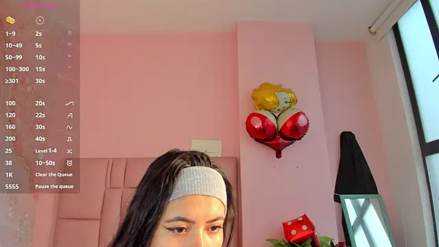 soyzarahtorres online show from November 2025 09:37:01 PM