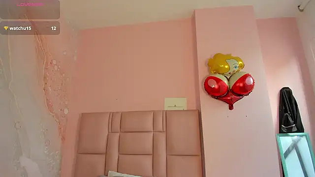 soyzarahtorres online show from October 2025 03:46:01 PM