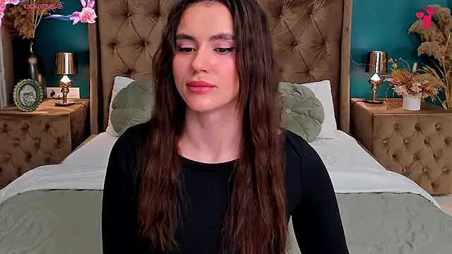 CalyMoon online show from March 2026 08:10:01 PM