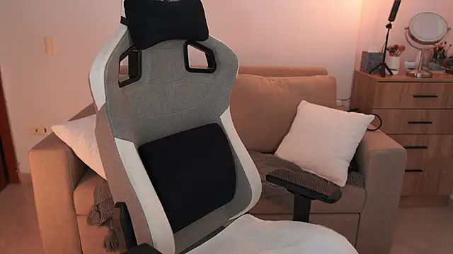 anyacutex online show from February 2026 06:49:01 PM