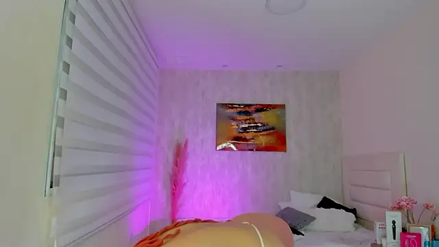 Keni malf online show from November 2025 03:44:01 AM