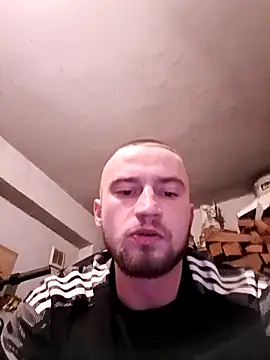 wariacik0024 online show from February 2026 02:56:02 AM