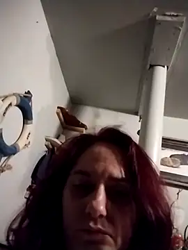 lilbishmiss online show from February 2026 10:18:01 PM