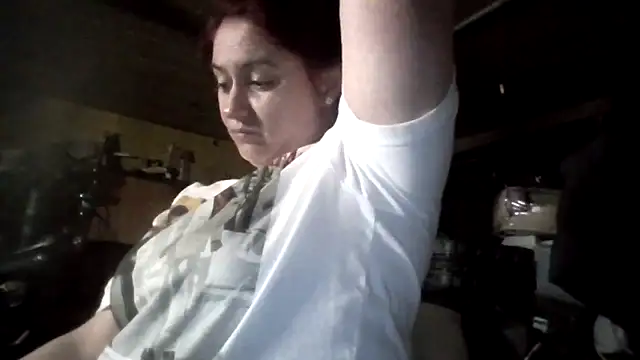 Snapshot of lilbishmiss chatting on May 2026 08:43:02 AM lilbishmiss online show from May 2026 08:43:02 AM