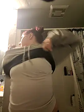 lilbishmiss online show from February 2026 01:47:01 AM