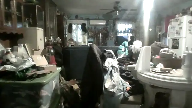 lilbishmiss online show from March 2026 11:01:02 PM