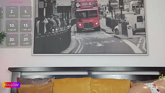 Sarah-Hart online show from November 2025 12:42:02 PM