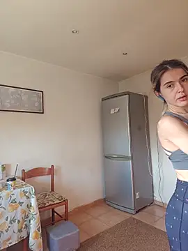 Sarah-Hart online show from October 2025 12:26:01 PM