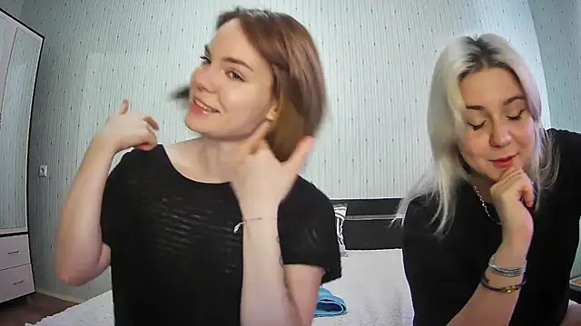 Snapshot of ChrisGirls chatting on February 2025 12:17:02 PM ChrisGirls online show from February 2025 12:17:02 PM