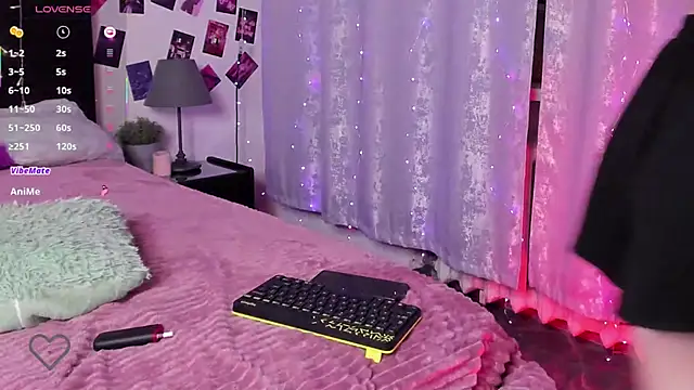 KarambaMoon online show from March 2025 03:05:02 AM