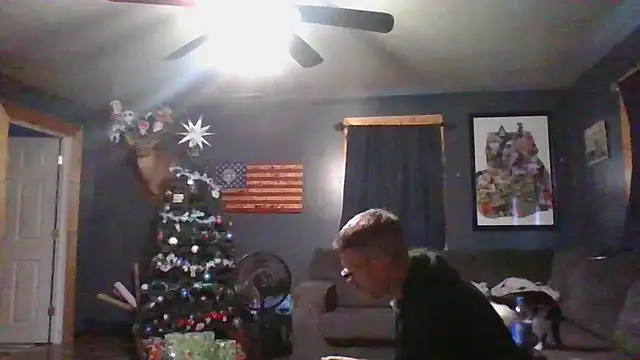 MysteriousFire23 online show from February 2025 11:12:01 PM