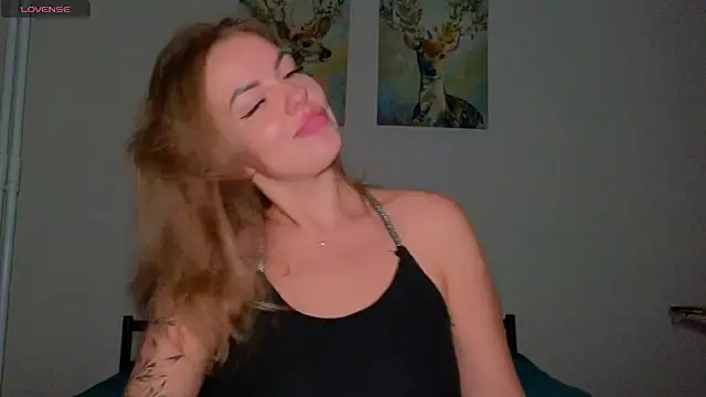 EmilyRobbie online show from March 2026 06:57:02 PM