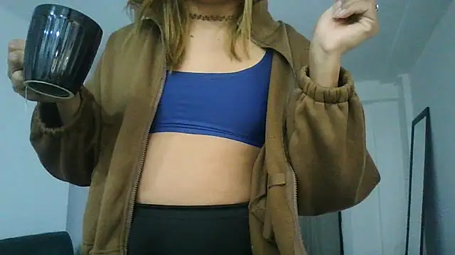 Snapshot of Yerucita chatting on June 2026 04:54:01 AM Yerucita online show from June 2026 04:54:01 AM