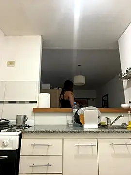 Yerucita online show from November 2025 04:05:01 AM