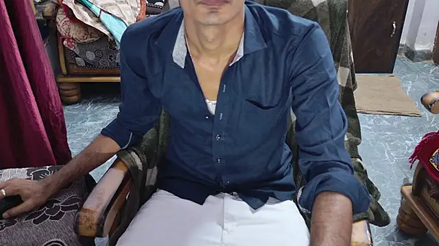 Snapshot of Habibi_big_b chatting on May 2026 08:07:02 AM Habibi big b online show from May 2026 08:07:02 AM