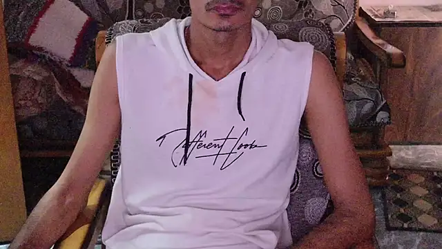 Snapshot of Habibi_big_b chatting on May 2026 04:14:01 AM Habibi big b online show from May 2026 04:14:01 AM
