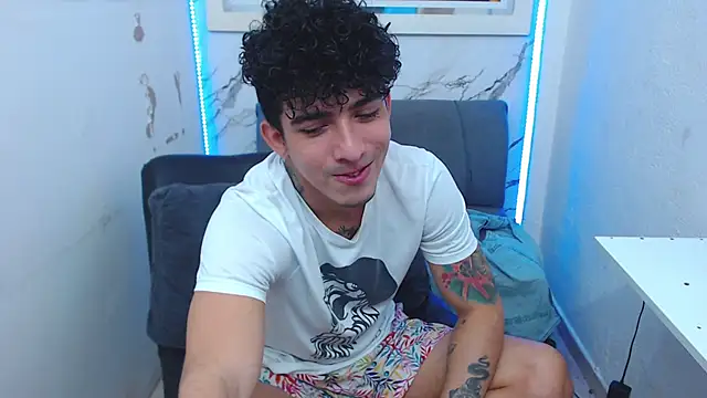 targuerian22 online show from December 2025 11:10:01 PM