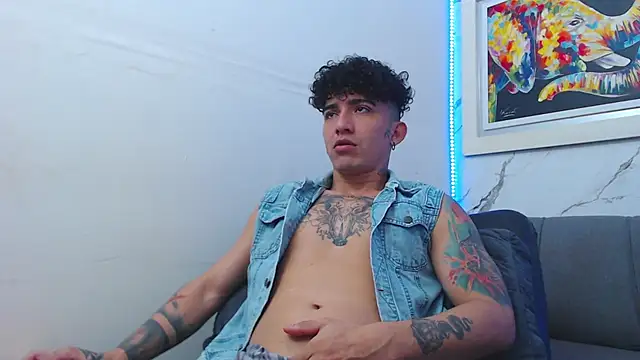 targuerian22 online show from January 2026 08:23:01 PM