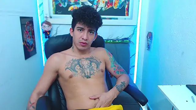 targuerian22 online show from November 2025 07:56:01 AM