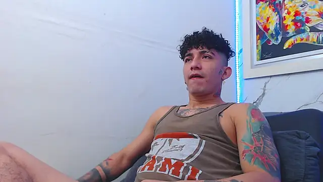 targuerian22 online show from December 2025 11:40:01 PM