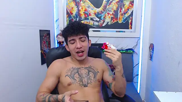 targuerian22 online show from October 2025 12:18:02 AM