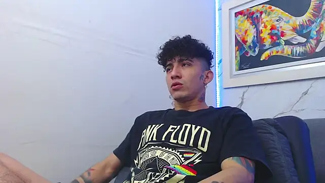 targuerian22 online show from December 2025 11:27:02 PM