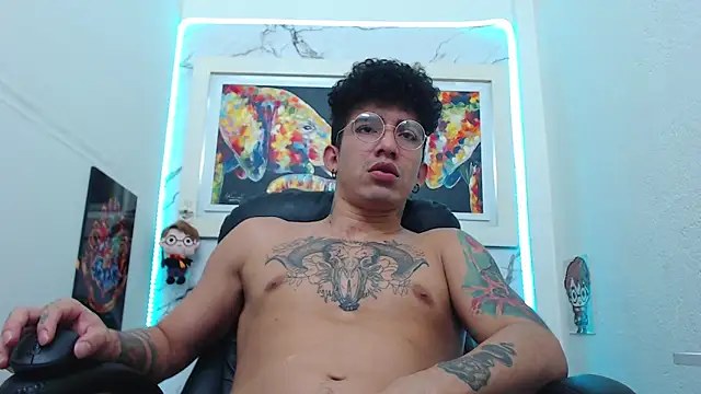 targuerian22 online show from October 2025 09:19:02 AM