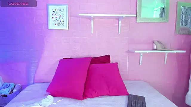 hanna  azumi online show from March 2026 03:15:02 AM