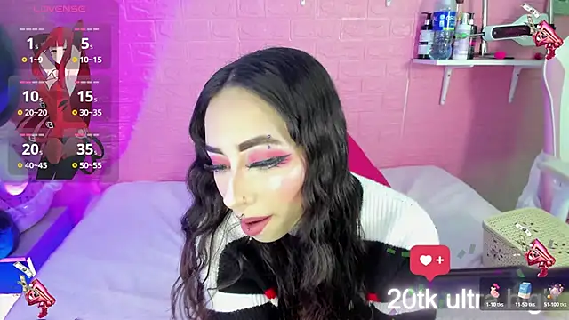 hanna  azumi online show from December 2025 01:52:02 AM